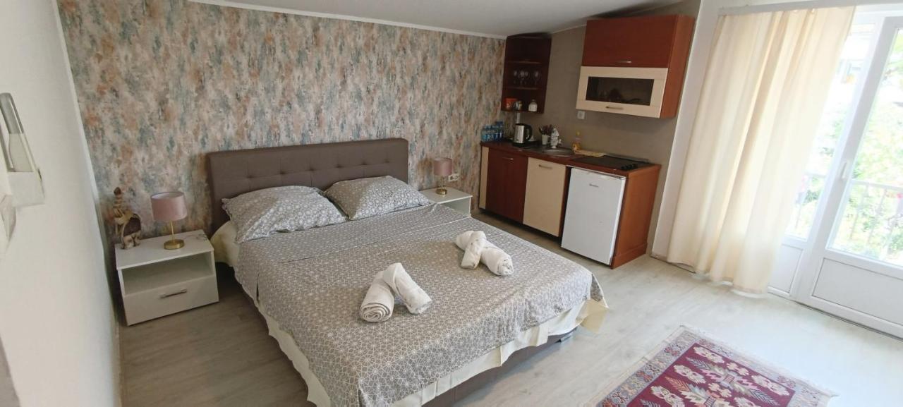 Villa Central Riverside Мостар Екстер'єр фото